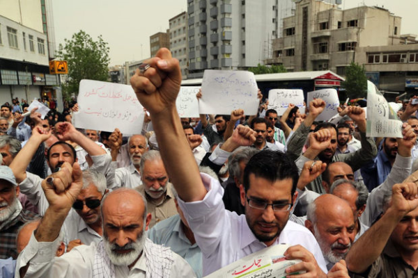Molla rejimi Türkiyəyə sığınan iranlı müxalifləri ölümlə hədələyir
